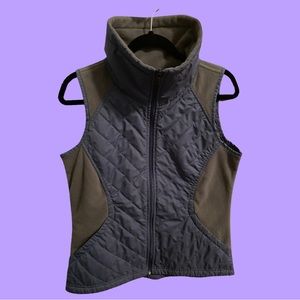 Columbia Women's Vest Full Zip Quilted Vest Size Medium Sleeveless
